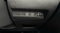 Peugeot 208 1.2 PureTech 100 Allure 5dr Petrol Hatchback